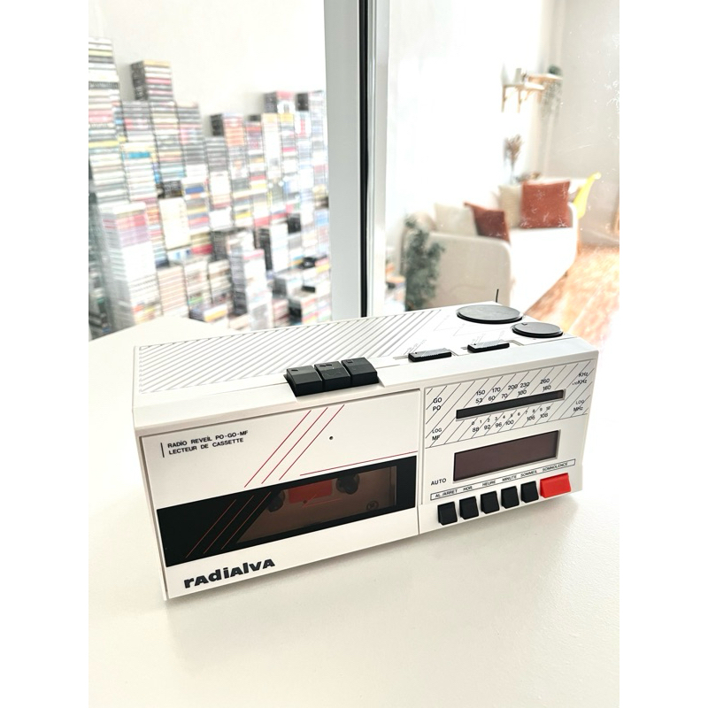 Cassette Player เครื่องเล่นเทป Vintage สีขาว minimal