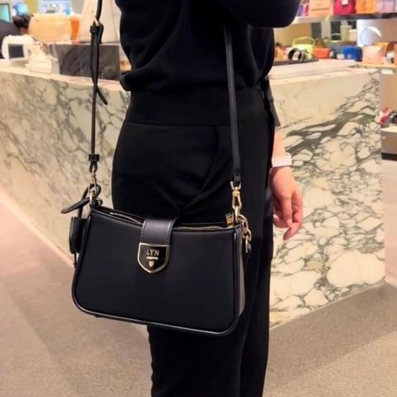 🌈พร้อมส่ง 𝐋𝐘𝐍 RE-EDIT Ray ATELLA Bag กระเป๋าทรงพอช-สะพายข้าง​ สาย​ 2 เส้น