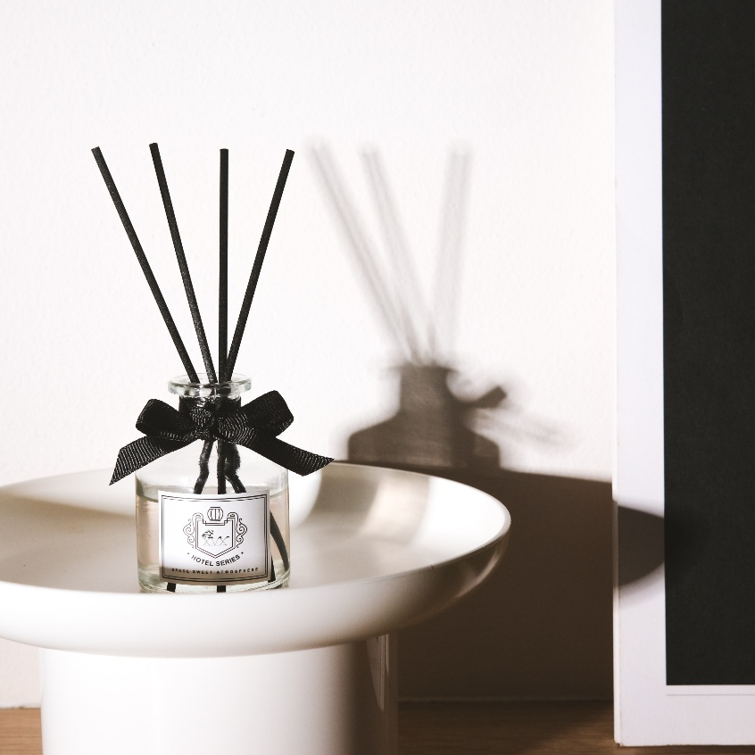 XVX ก้านน้ำหอม น้ำมันหอมระเหย ก้านไม้หอมปรับอากาศ 50มล (004) พร้อมกล่อง - รูปที่ 5