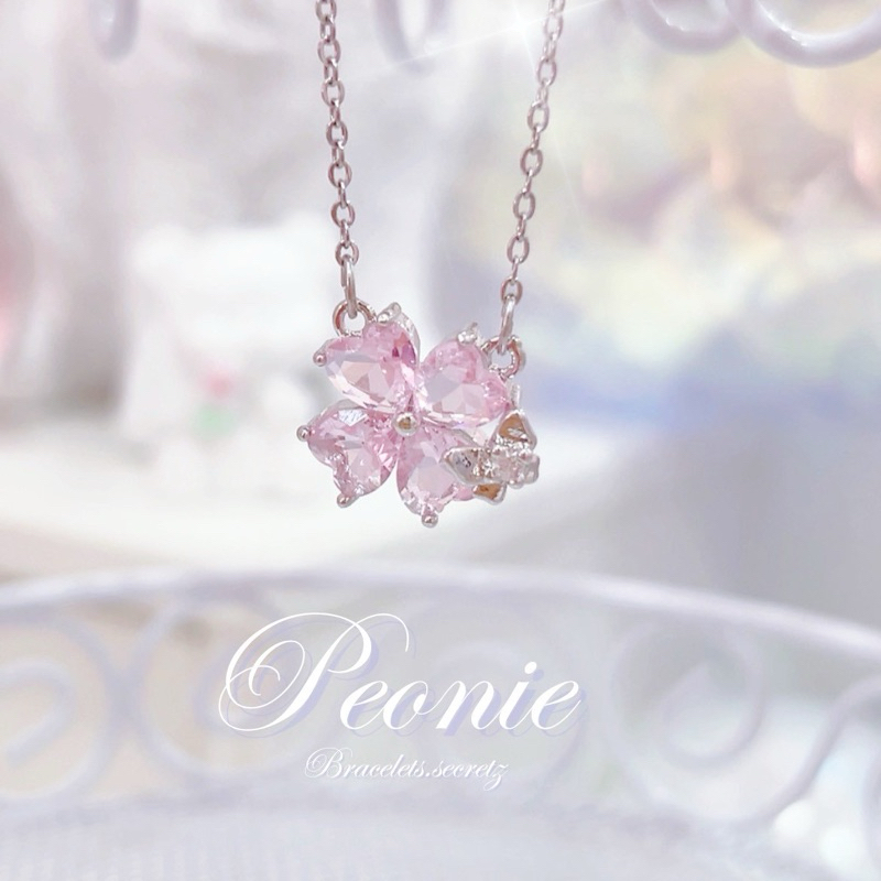 New~ 🎀🩷 สร้อยคอชุบเงินแท้92.5% โคลเวอร์ ประดับผีเสื้อจิ๋ว ผีเสื้อ สร้อยคอ สร้อย ใบโคลเวอร์ clover ชมพู