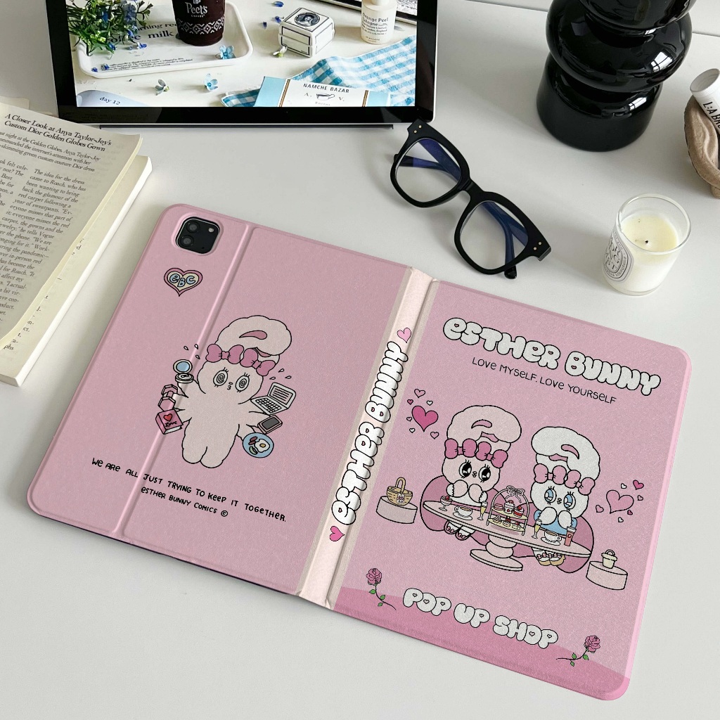 24 ชั่วโมง เคสไอแพด estherbunny Gen9 10.2 Air5 เคส iPad air6 Gen8 Air4 Case iPad มีที่เก็บปากกา
