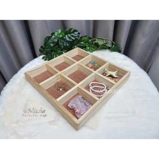Madoodiiz ถาดไม้9ช่อง กล่องไม้ กะบะไม้ (ถาด9ช่อง) 30*30*4cm พร้อมส่ง