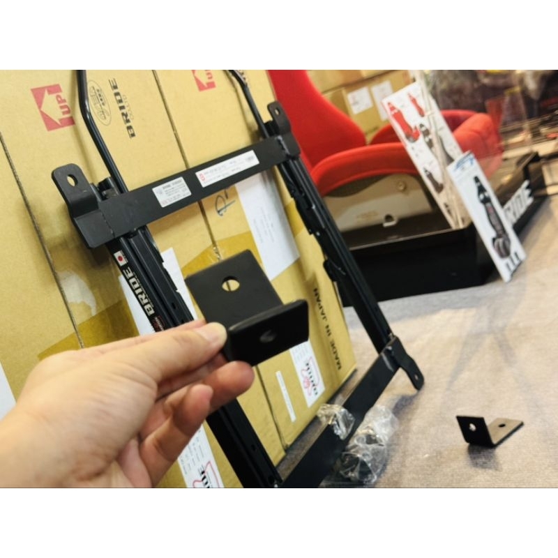 หูยึดเบลท์ สำหรับรางเบาะแต่ง seat rail bride sparco racro Belt หู ฐานยึด ชุดเมาท์ยึด เข็มขัดนิรภัย รถยนต์
