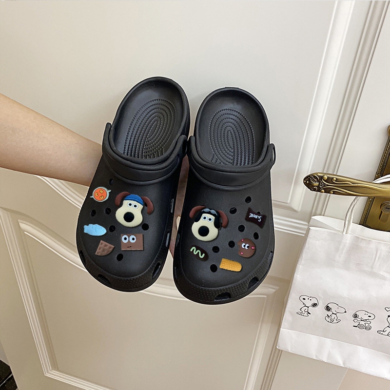 Walkon แนะนำ รองเท้าหัวโตแฟชั่น พร้อมตัวการ์ตูนน้องหมาหูยาว มี 2 สี ยางโคตรดีราคาโคตรถูก สั่งเลยของดีแบบนี้ไม่รีบสิ้นค้า