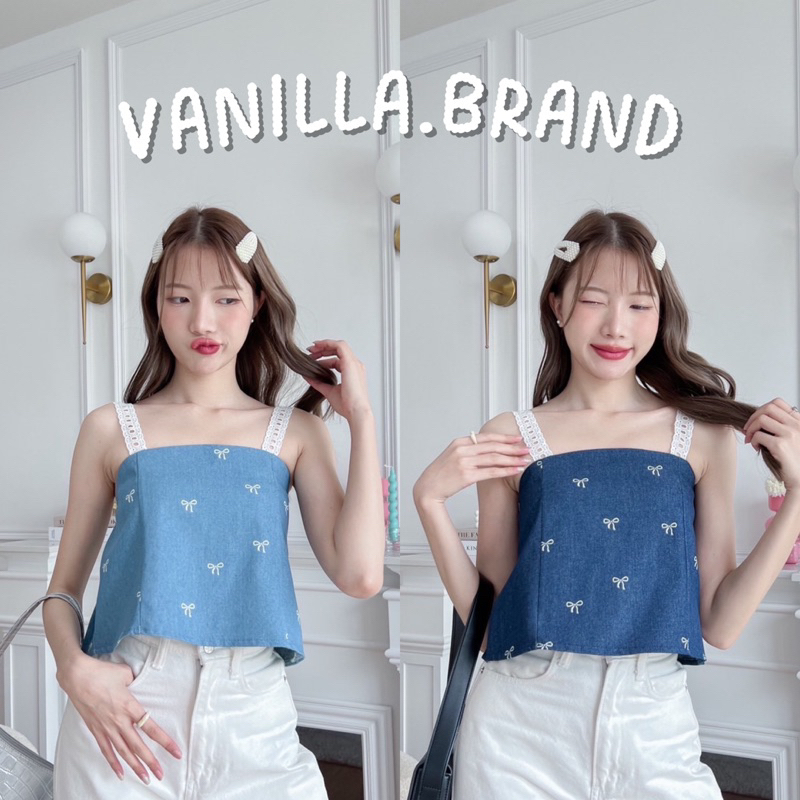 เสื้อครอปสายลูกไม้ ผ้ายีนส์แต่งลายโบว์ -kn / VB0405
