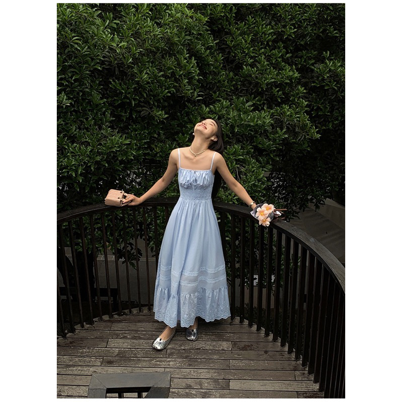 Mogwany  พร้อมส่ง // **งานตัดร้าน** Tayla Dress มี 2 สี ขาว,ฟ้า เดรสยาวแต่งลายฉลุ มีซับใน ใส่ไปทะเล,ภูเขา