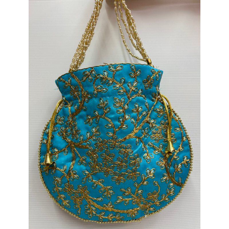 Indian Potli Bags กระเป๋าคล้องมือ กระเป๋าหูรูด ลายปัก