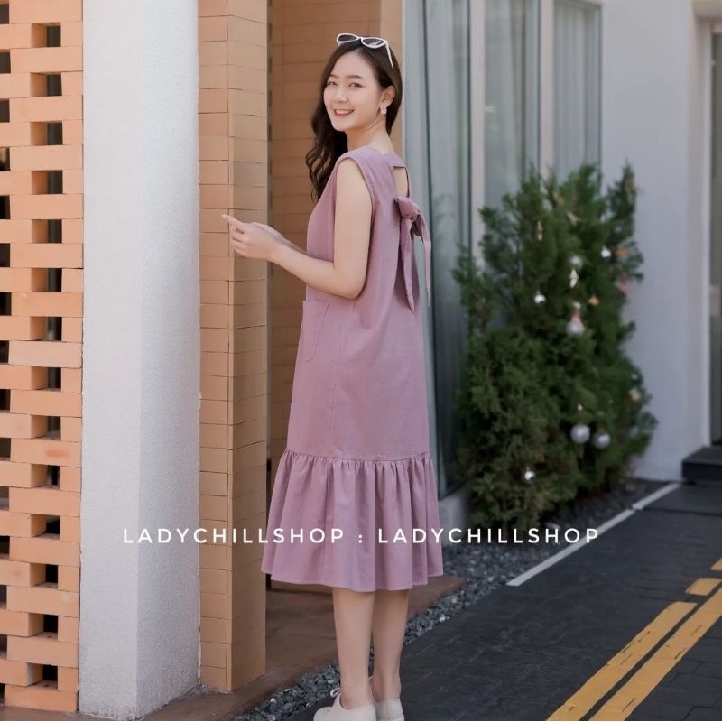 Nabi dress จาก ladychillshop เดรส ผ้าฝ้าย คอวี