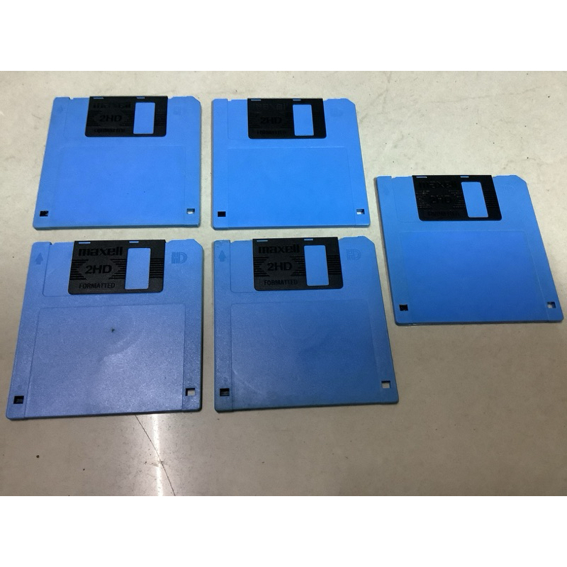 ขายแผ่นfloppy disk เสีย /สนใจให้ทักถามก่อนสั่งชื้อ/แผ่น มีปัญหา/diskettes 3.5" 1.44mb 2HD/สินค้ามือ1