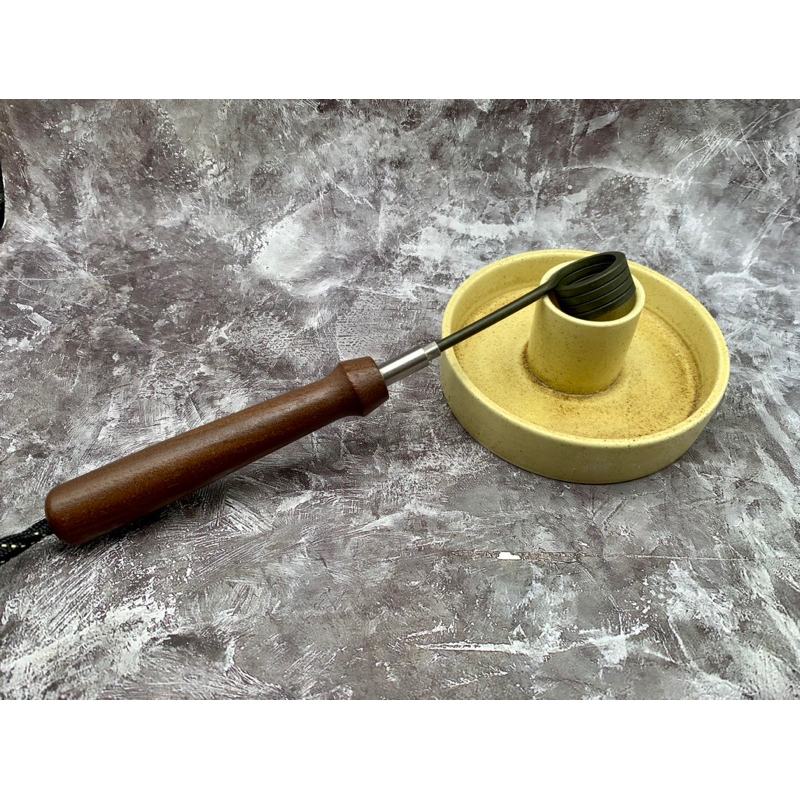 Black Walnut Enail Coil Handle