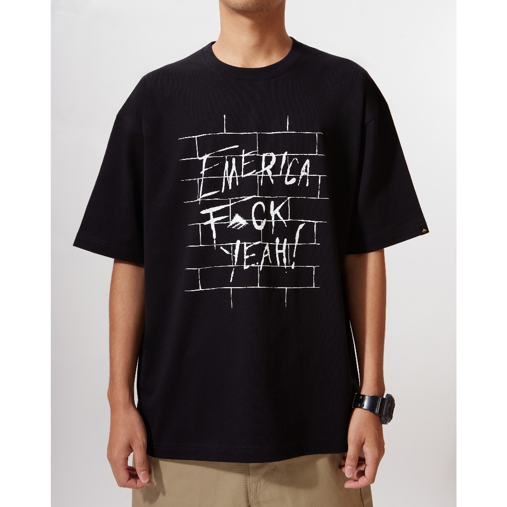 EMERICA เสื้อยืด FUCK YEAH WALL SS TEES