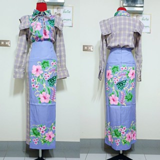 ป้าย Chalita เซ็ตเสื้อเชิ้ตแขนยาว พร้อมกระโปรงลายบาติก