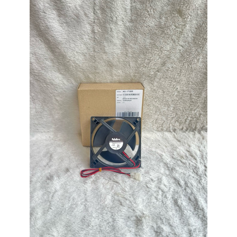 มอเตอร์พัดลมตู้เย็นPanasonic อะไหล่แท้สินค้าใหม่NR-B23MG1 NR-B19M1 NA-BT268SATH (8V DC 0.11A)