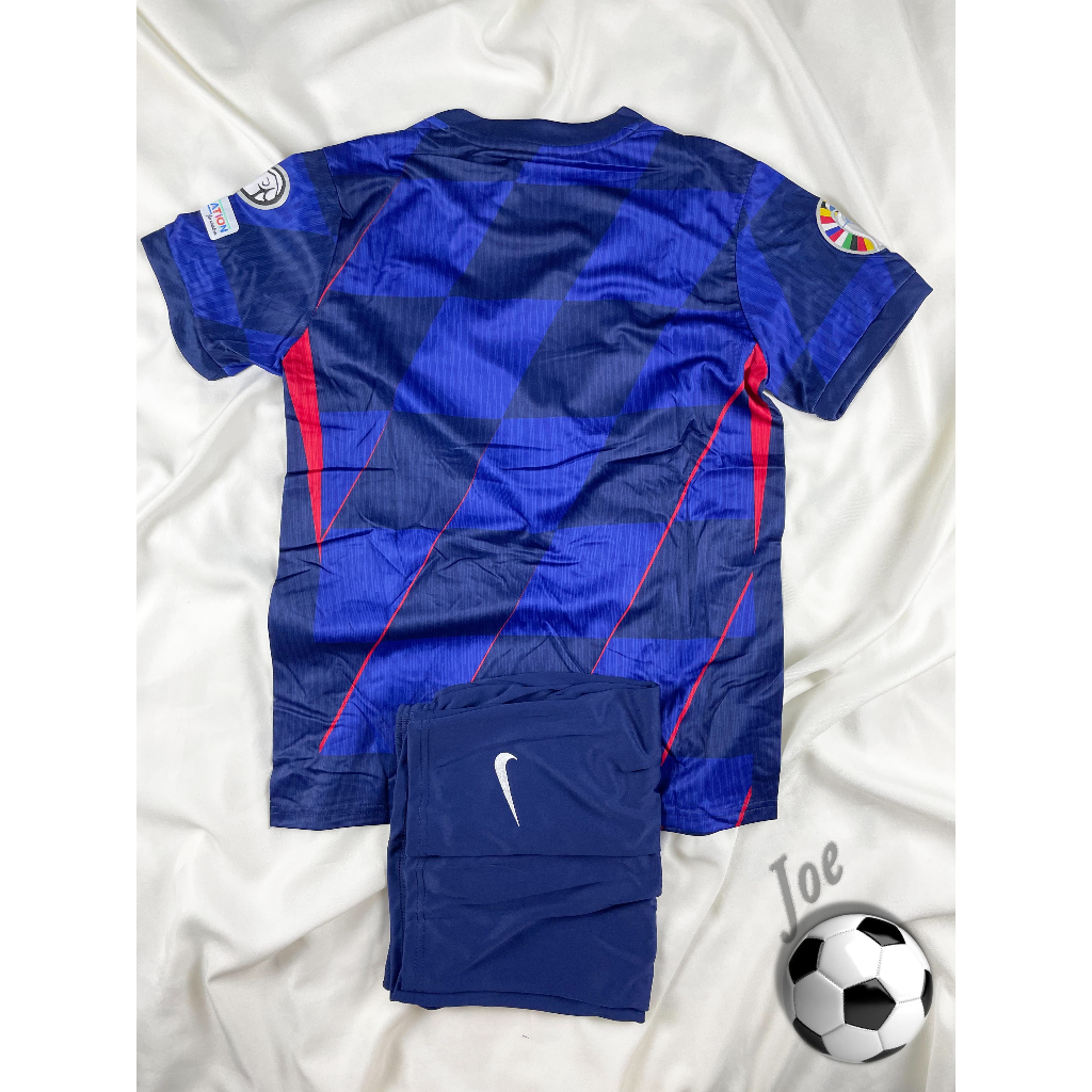 ชุดบอลทีมชาติ Croatia (Blue) เสื้อบอลและกางเกงบอลผู้ชาย ปี 2024-2025 ใหม่ล่าสุด
