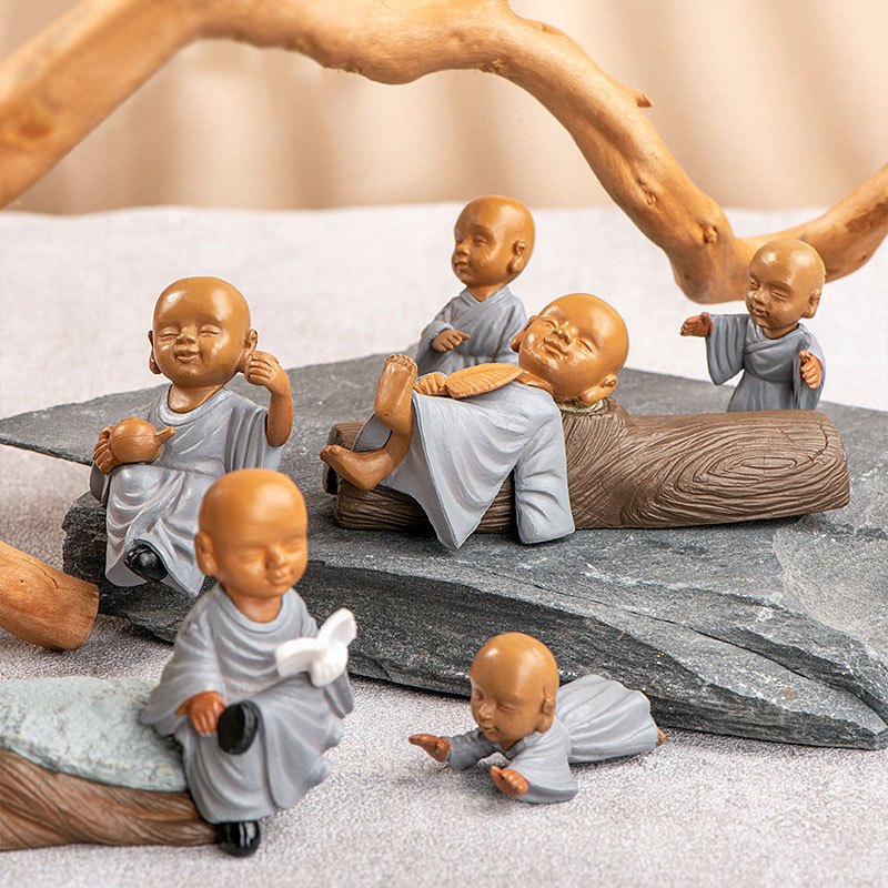 ตุ๊กตาแต่งสวน ชุดแกงค์น้องเณร (1 ชุดมี 7 ชิ้น) ขนาด 3-5 ซม. (#E)