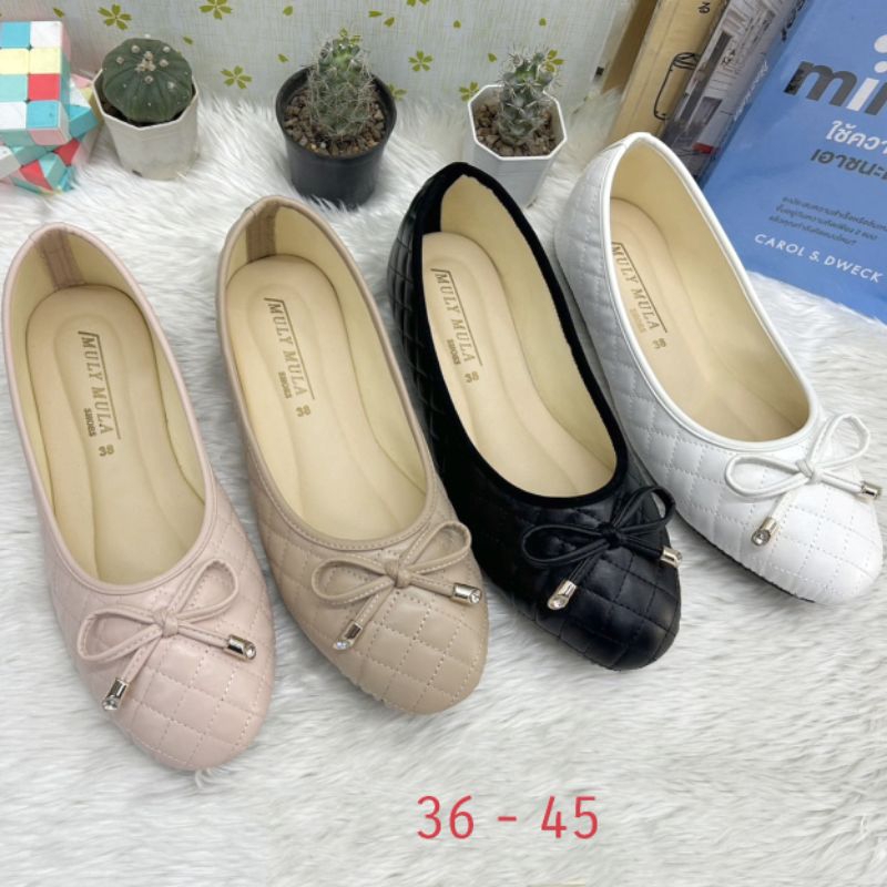 🔥รองเท้าคัชชู #ไซส์ 36-45 #ส้นแบน ลายตาราง ตกแต่งด้วยโบว์เพชร💎น่ารักๆด้านหน้า...พร้อมส่ง✅