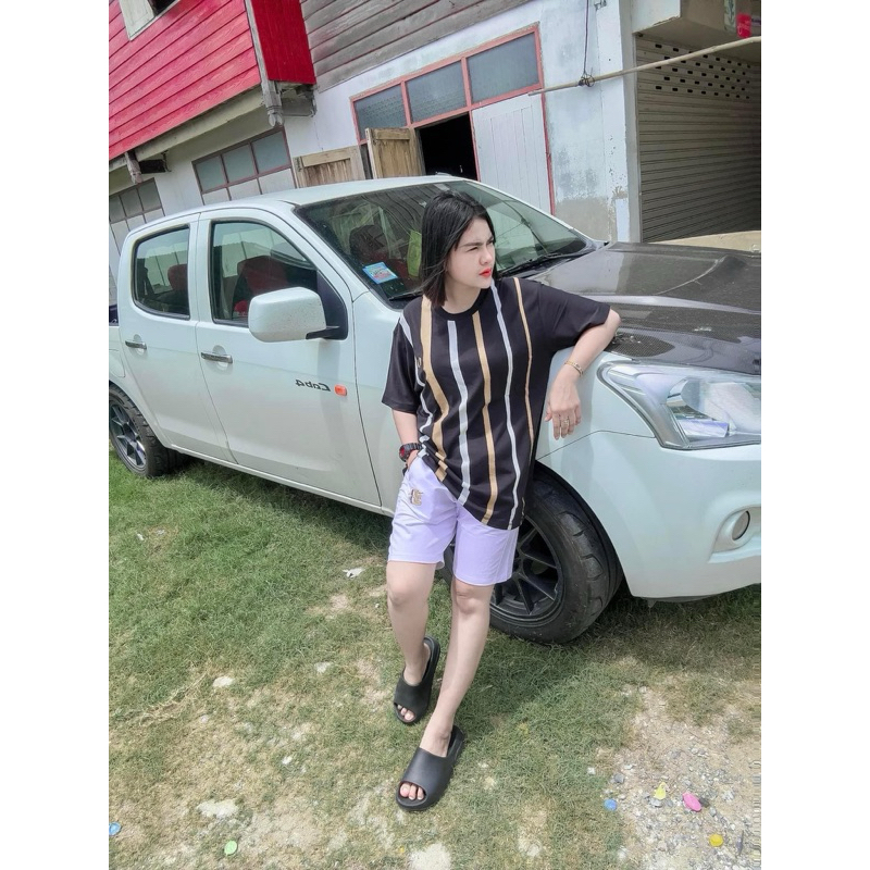 เสื้อยืดแขนสั้น ลายทาง ปัก ร วงข้ ๅว