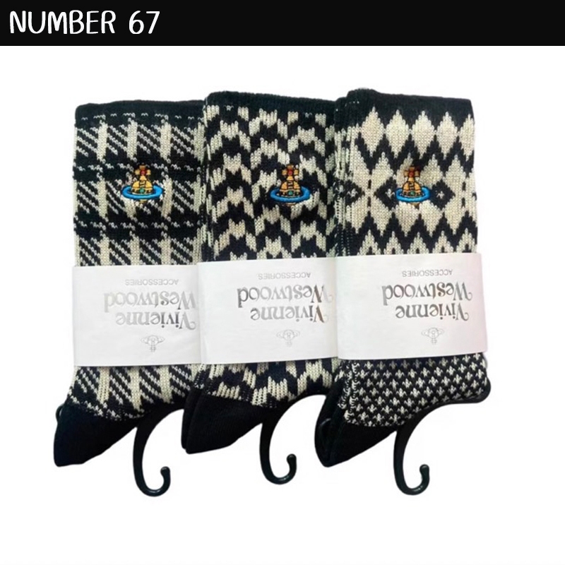 VIVIENNE WESTWOOD ถุงเท้าผู้หญิง Vintage Art Fashion Women's ถุงเท้าแฟชั่นผู้หญิง ขนาด 35 - 39