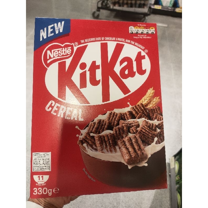 Nestle Kitkat Cereal 330g.คิทแคทซีเรี่ยลอบกรอบรสช็อคโกแลต 330กรัม