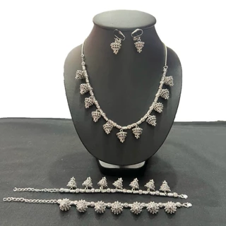 Accesoories ชุดไทยชุดแต่งงานโบราณสร้อยคอลูกปัด เครื่องประดับชุดไทย