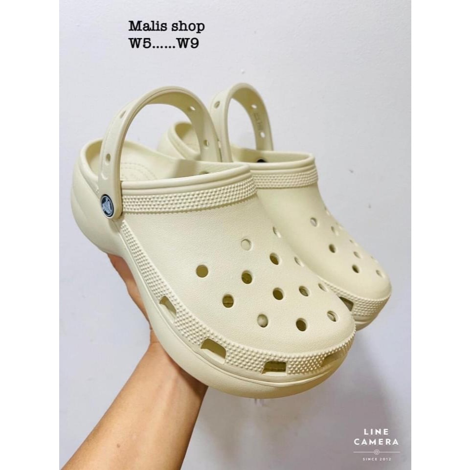CROCS Classic Platform Clog Women's ผู้หญิงรองเท้าคู่ที่ชายหาด35-40