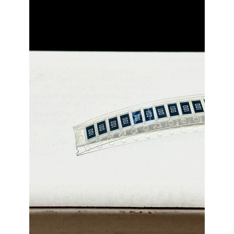 R10 โอม ราคาต่อ1ชิ้น  ชิ้นละ3บาท  ******** กรุณาให้คะแนน 5 ดาวแก่เราหากคุณมีคำถามใด ๆ โปรดติดต่อฝ่าย