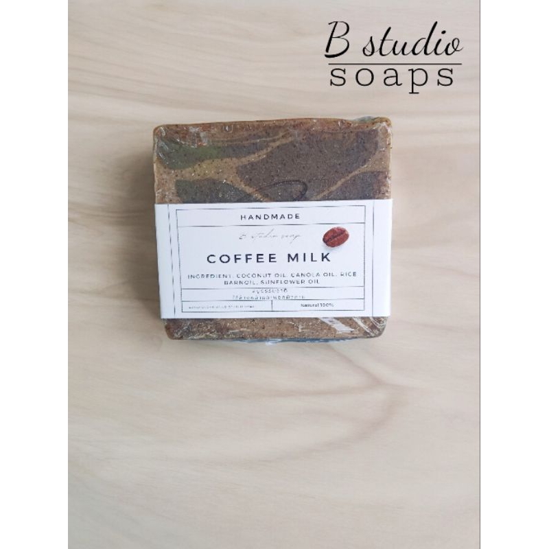 สบู่สครับกาแฟนมสด scub coffee milk soapสบู่น้ำมันธรรมชาติพร้อมส่งขนาด90-100g.