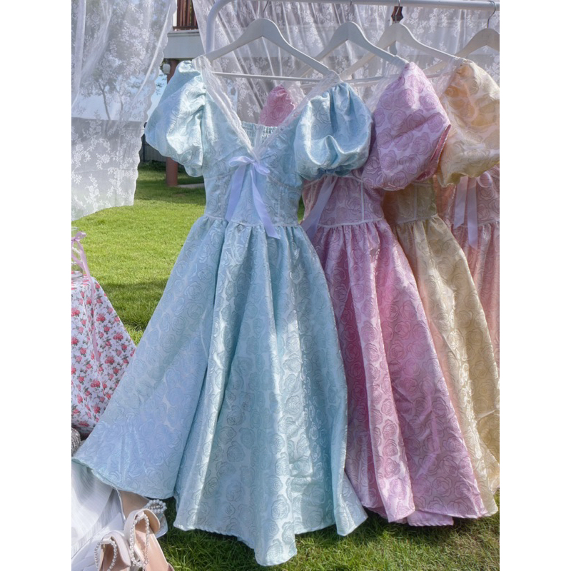 Viola rose dress สินค้าพร้อมส่ง