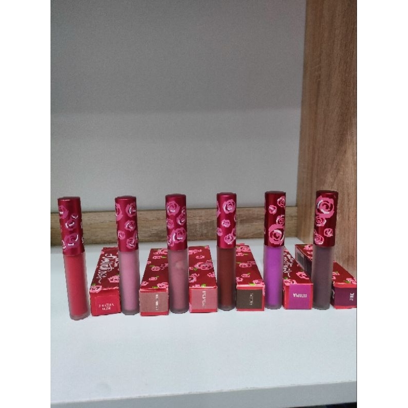 Lime Crime ลิปกุหลาบ เนื้อแมทแบบบางเบา สีสวย ติดทนนาน