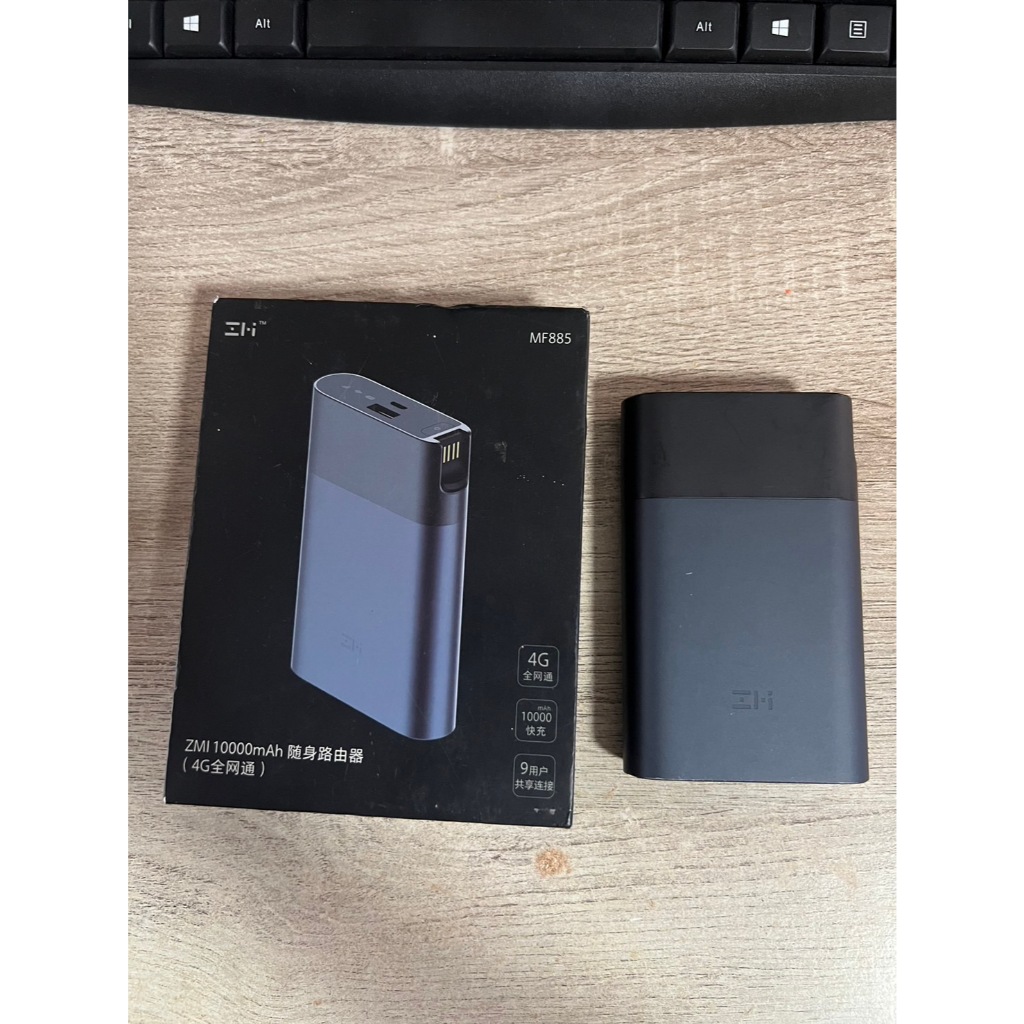 ZMI MF885 Powerbank 10000mAh + 4G Wireless WiFi Router (มือสอง)