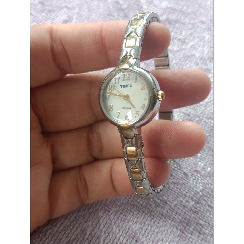 Timex Lady Quartz นาฬิกามือสองสุภาพสตรี วินเทจ สายยืด