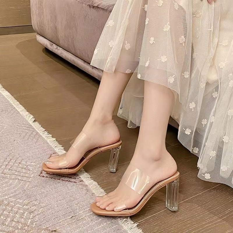 34-42 (-1ไซด์จากปกติ) รองเท้าส้นแก้ว ใส คาดสายใส2เส้น พื้นรองนุ่มใส่สบายสุดๆ รุ่น600