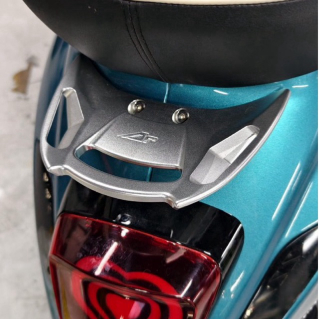 AR ตูดเป็ด อลูมิเนียม CNC สำหรับ Vespa Sprint / Primavera duck tail เวสป้า