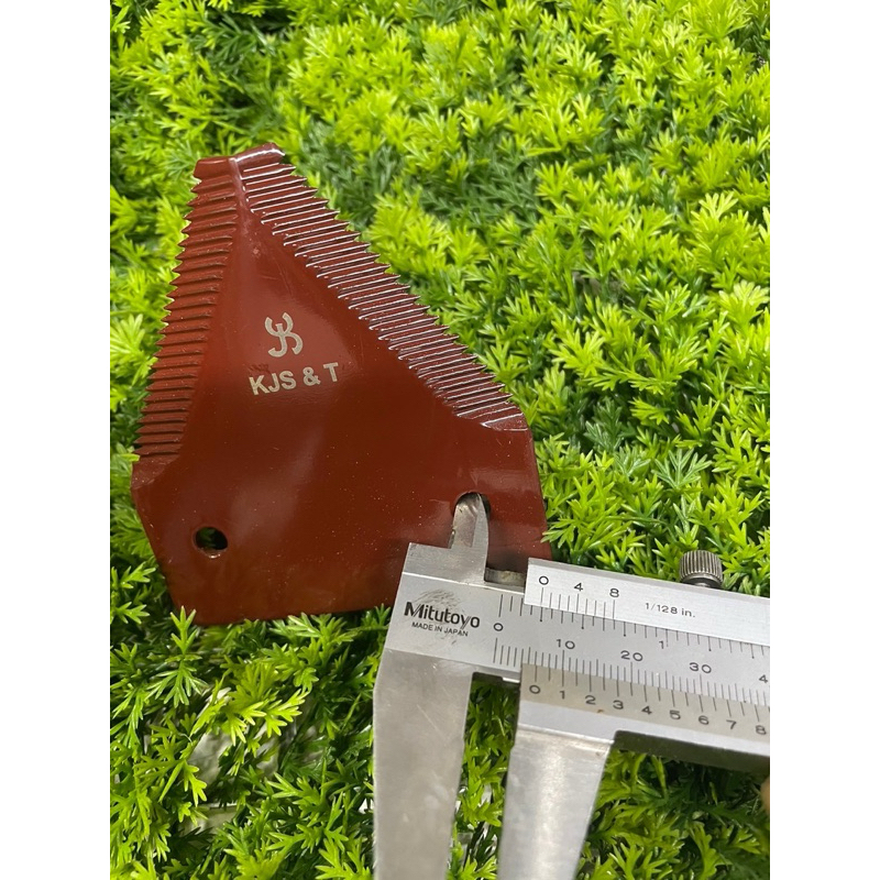 ใบมีดรถเกี่ยวข้าว ยี่ห้อแมงป่อง [ยกกล่อง]1กล่องมี25ใบ อะไหล่รถเกี่ยวข้าว - รูปที่ 2