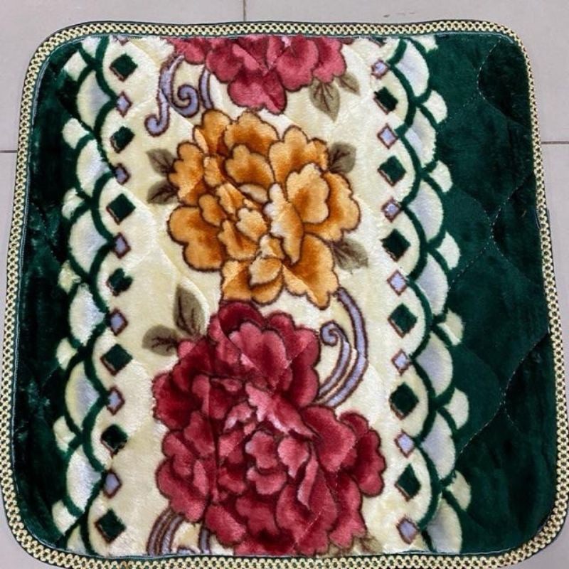 เบาะกำมะหยี่หนาและนุ่มมากฯขนาด55x55มี2 ไซด์ใหญ่ขนาด กว้าง90x180