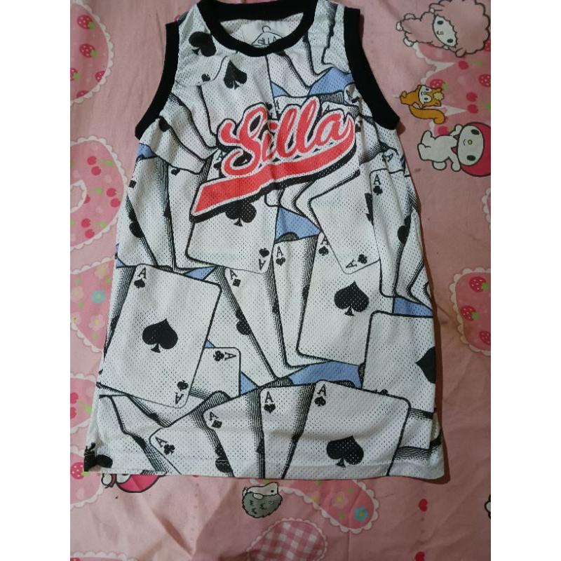 เสื้อลายไพ่silla สวยน่ารัก