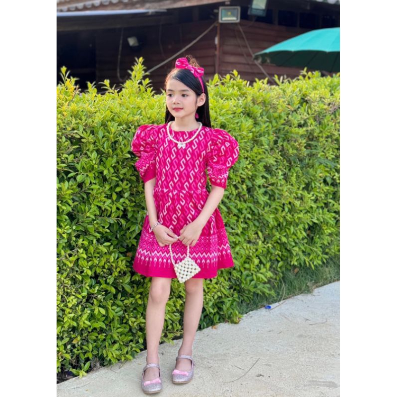 ชุดเดรสไทยเด็ก ผ้าทอเปลือกไม้แถมโบว์ผูกผม
