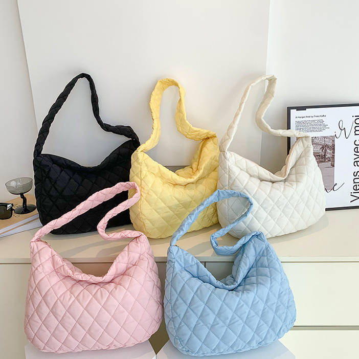 กระเป๋าสะพายข้าง Soft Fluffy รุ่น Pastel มี5สี