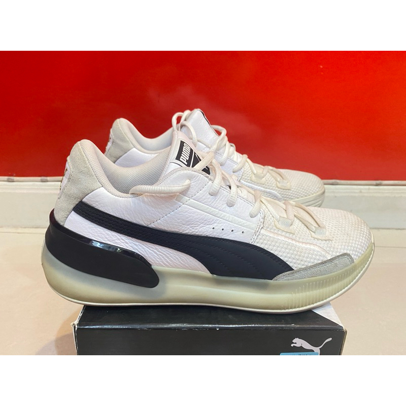 Puma Clyde Hardwood.