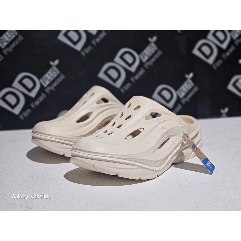 ONE รองเท้าแตะ Ora Recovery Mule slippers