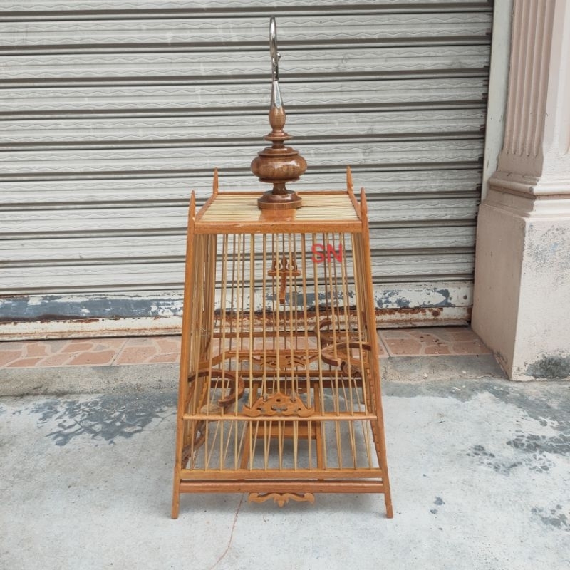 กรง13ซี่สปอร์ตชัยยุทธไม้มังคุดซี่ไม้ไผ่พร้อมหัวตะขอใหญ่แถมถาดรองธรรมดา