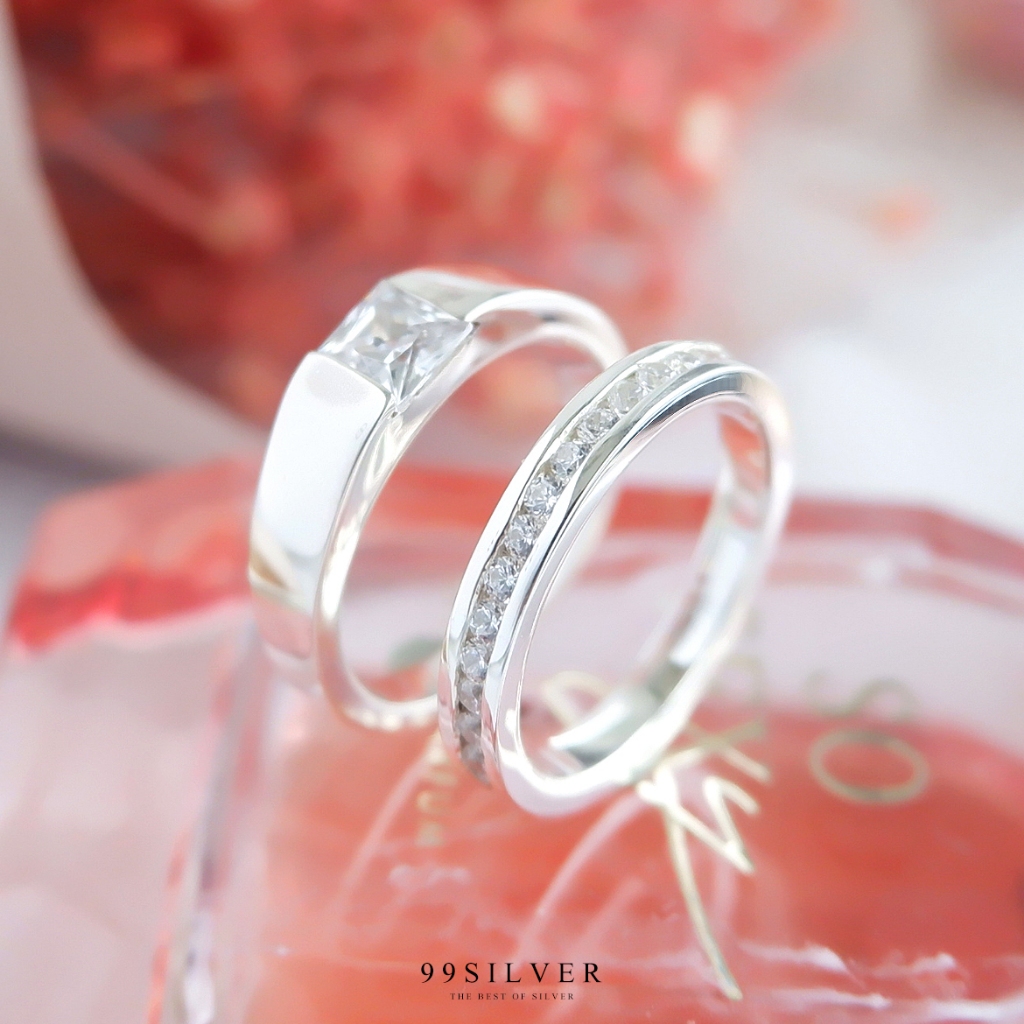 แหวนคู่รัก เพชรเม็ดเหลี่ยม Diamond Cut และเพชรรอบวง 3.5 มิลลิเมตร (ได้แหวน 2 วง) (R12-5)