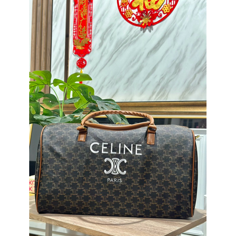 พร้อมส่งกระเป๋าใบใหญ่จุสัมภาระได้เยอะสุดๆหนังขึ้นลาย Signature สวยหรูสุดคลาสสิค