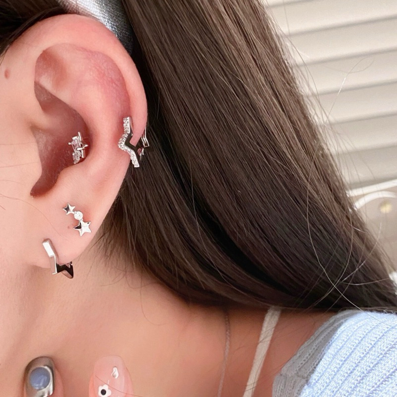 sugary.acc - ต่างหูรูปดาวเงินแท้ S999 สลักก้าน น่ารัก ประดับเพชรcz