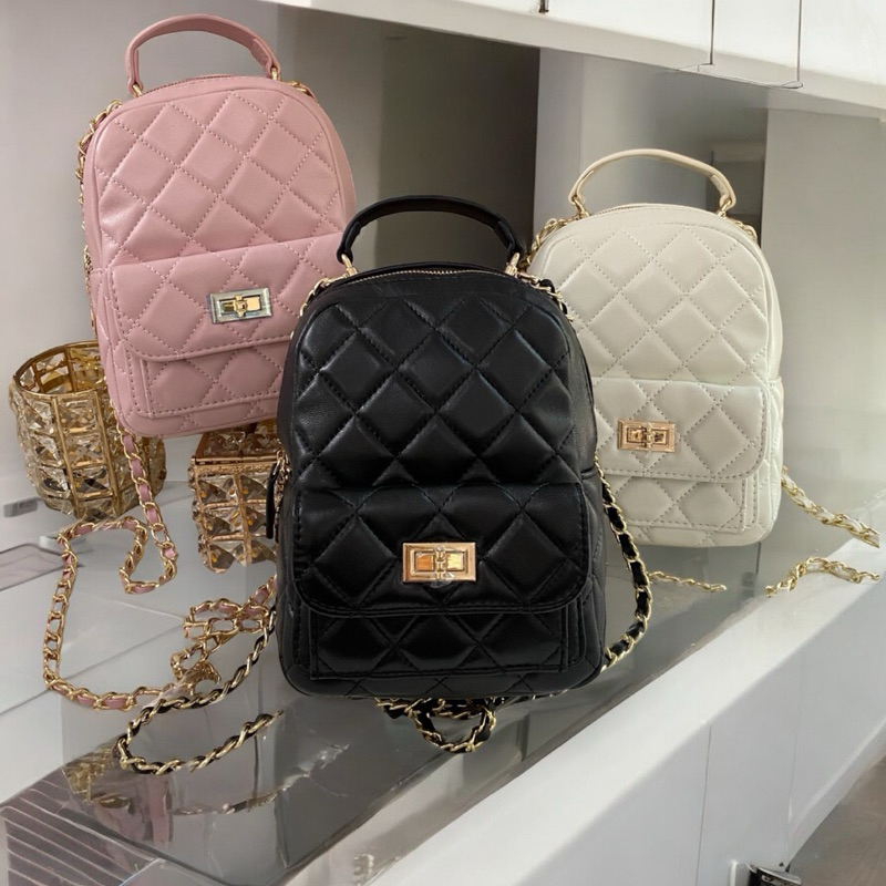 Mini Backpack กระเป๋าเป้หนังแกะ เป้ได้ สะพายได้ แบรนด์Lovera