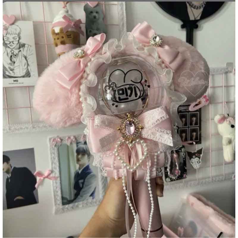 หมวกเเท่งไฟ หมวกบง พร้อมส่ง! Enhypen/BUS/IVE/Seventeen/TxT/Stray kids/BTS/NCT วงอื่นทักเเชทเเจ้งขนาด