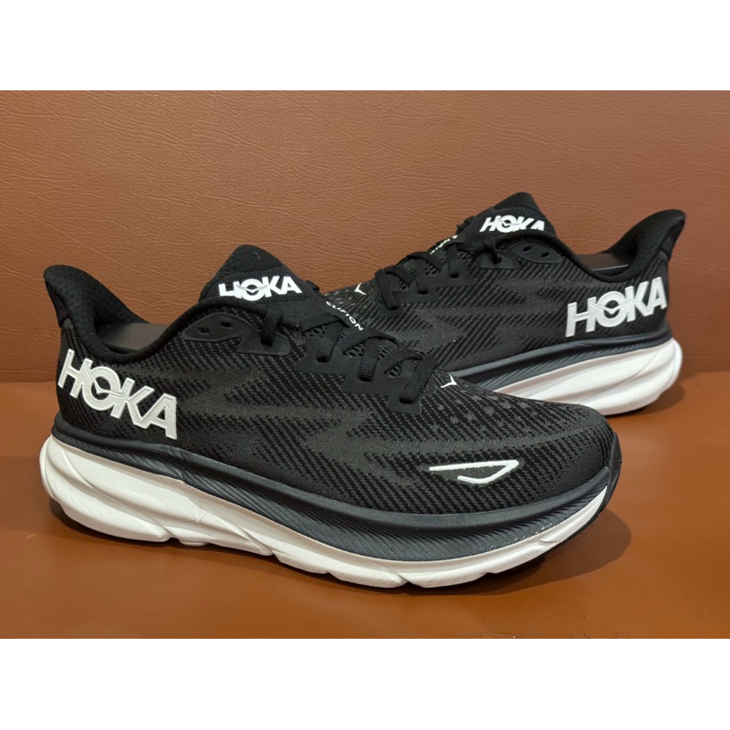 Hoka Clifton 9 [41/26] มือสอง ของแท้