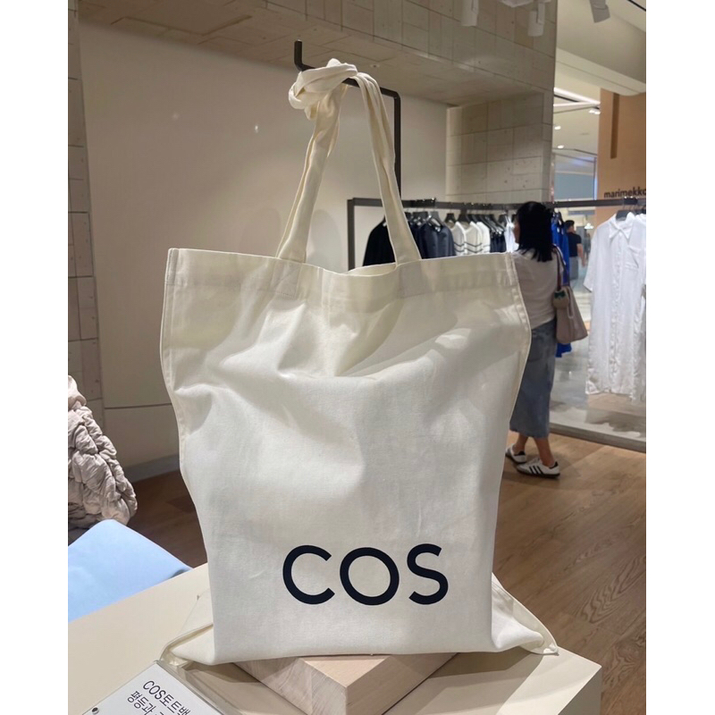 พร้อมส่ง * COS กระเป๋าผ้า Canvas (Canvas Tote Bag) ของแท้ 100%