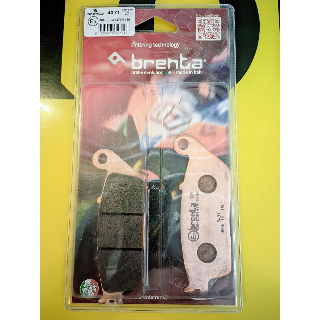 ผ้าเบรคหน้า Brenta T120/4071 สำหรับ Triumph T120