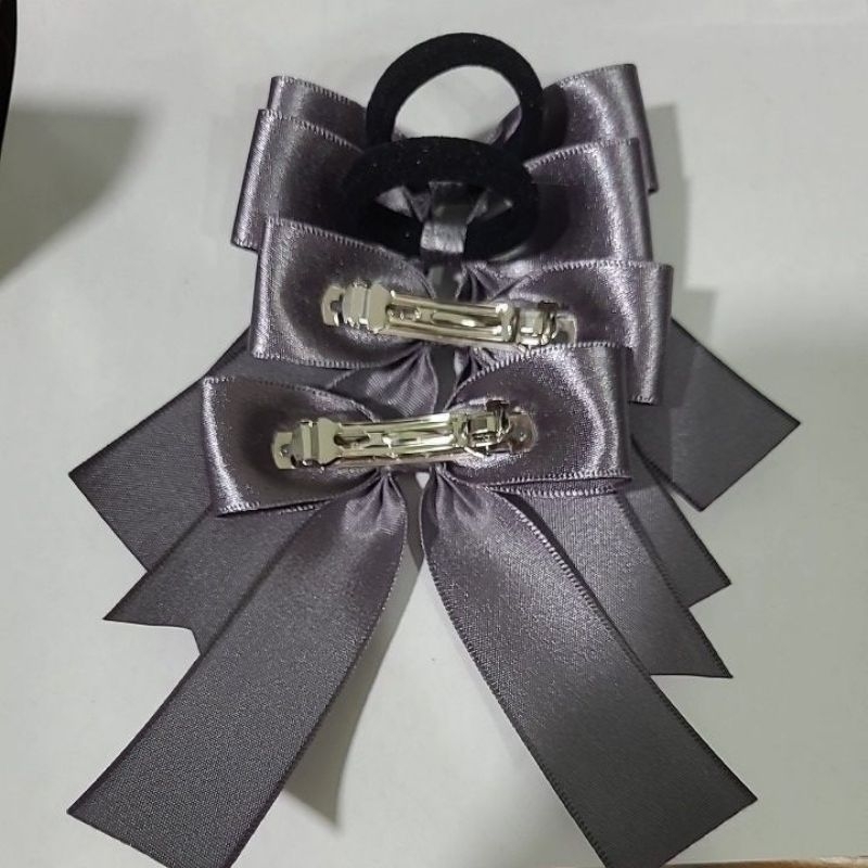 โบว์นักเรียนผ้าต่วนสีเทาเกาหลี ขนาด 1 นิ้ว ขายเป็นคู่ - รูปที่ 3